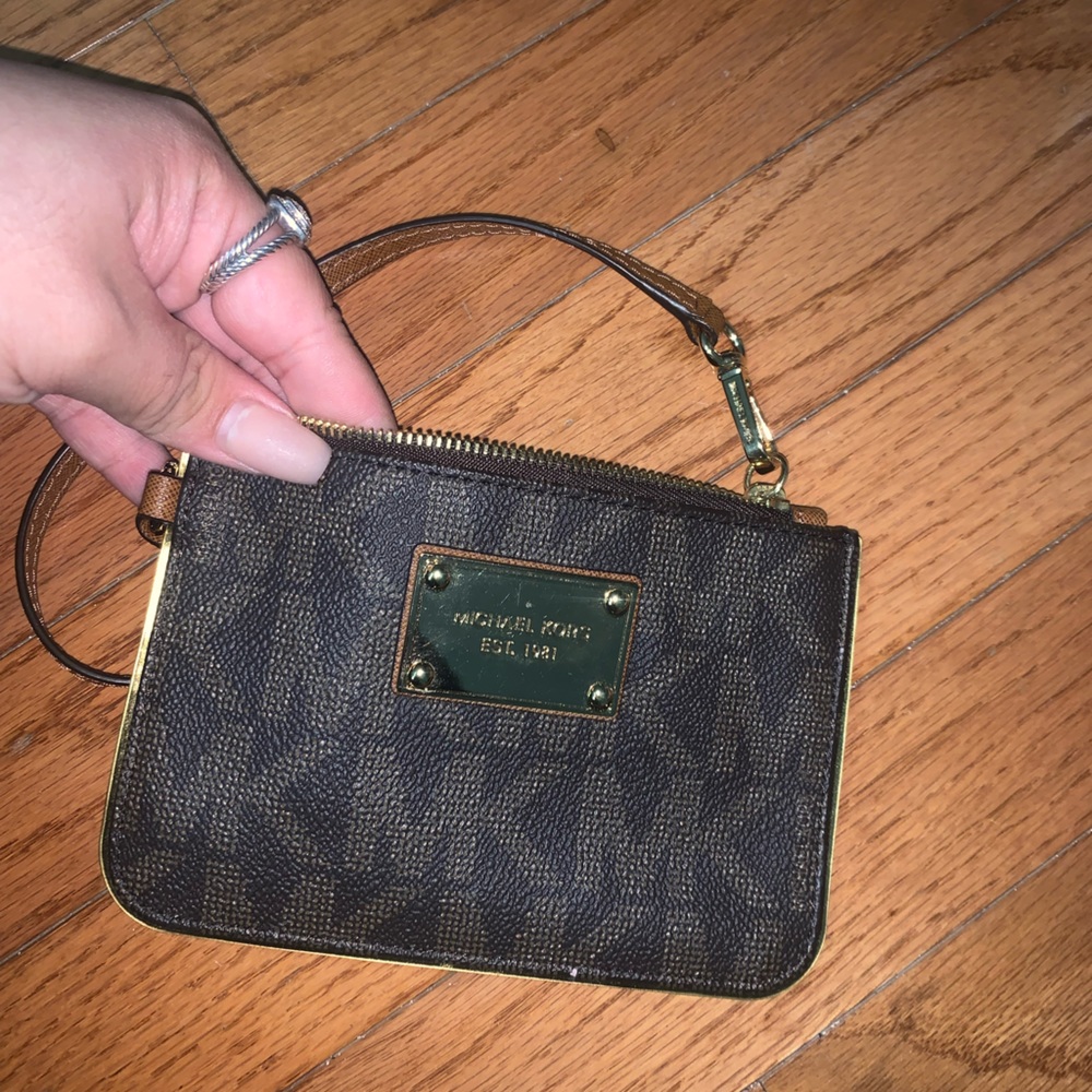 Micheal Kors brown wristlet